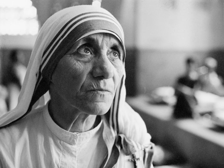 Mother Teresa Birth Anniversary Special: जानिए मदर टेरेसा के जीवन से जुड़े रोचक तथ्य और विवाद